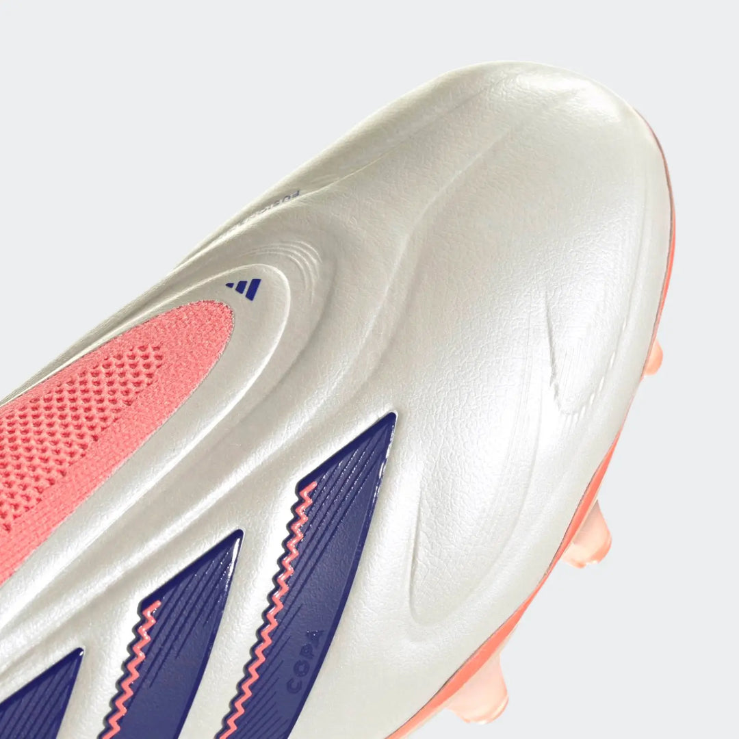 Copa Pure 3 Elite Laceless Firm Ground Boots