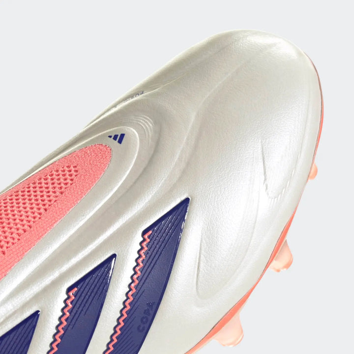 Copa Pure 3 Elite Laceless Firm Ground Boots