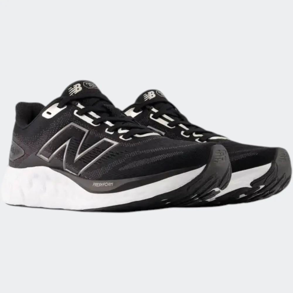 Fresh Foam 680 V8 Black Sneakers
