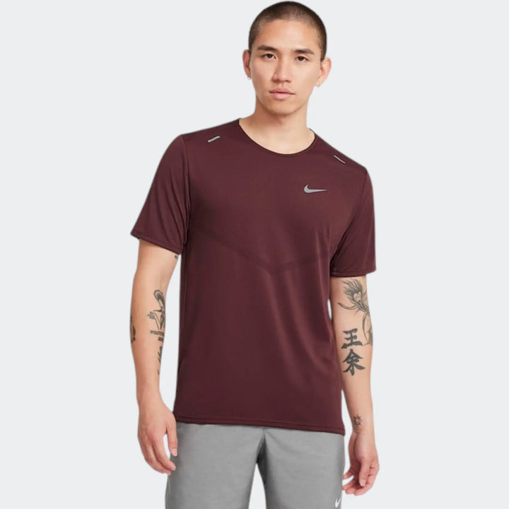M Nk Df Rise 365 Ss Red T-Shirts