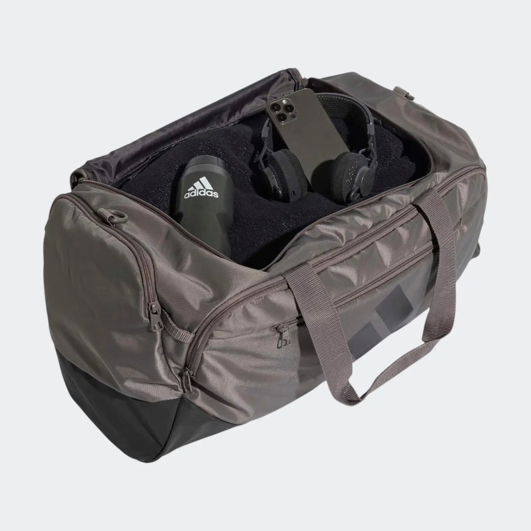 Training Defender Duffle Bag Medium