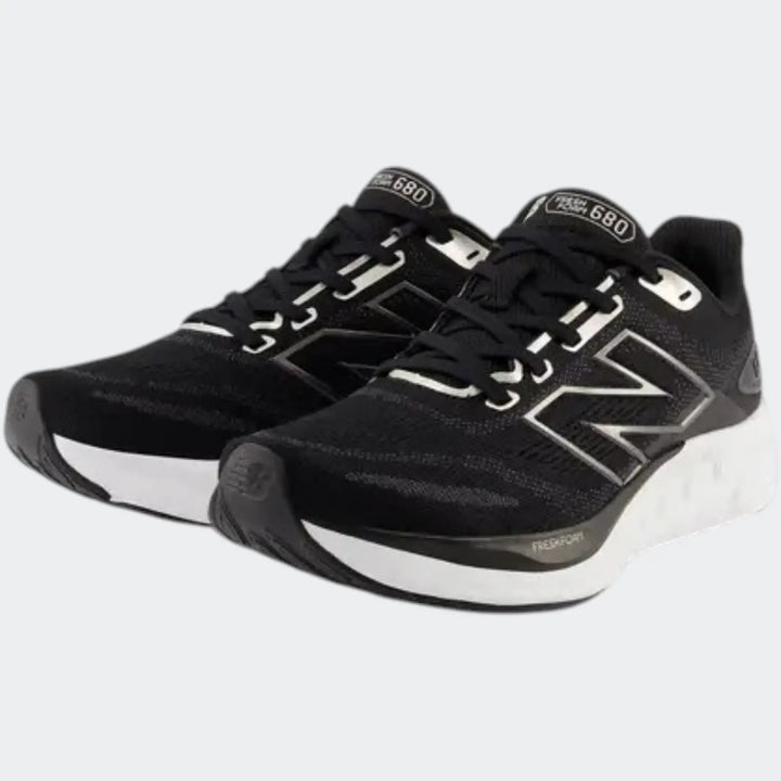 Fresh Foam 680 V8 Black Sneakers