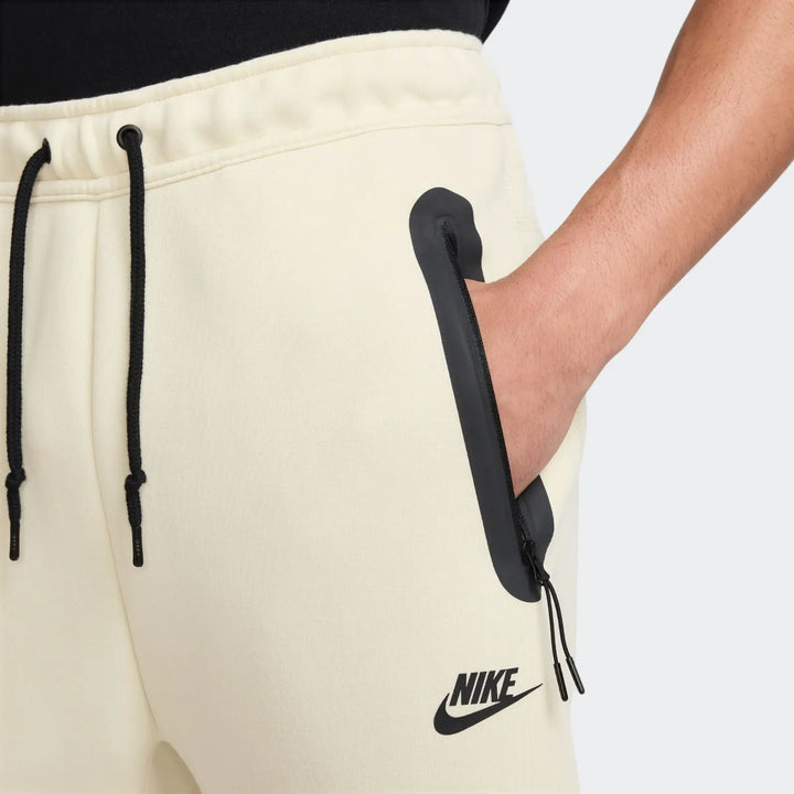 Nike Men's Tech Fleece Open-Hem Pants