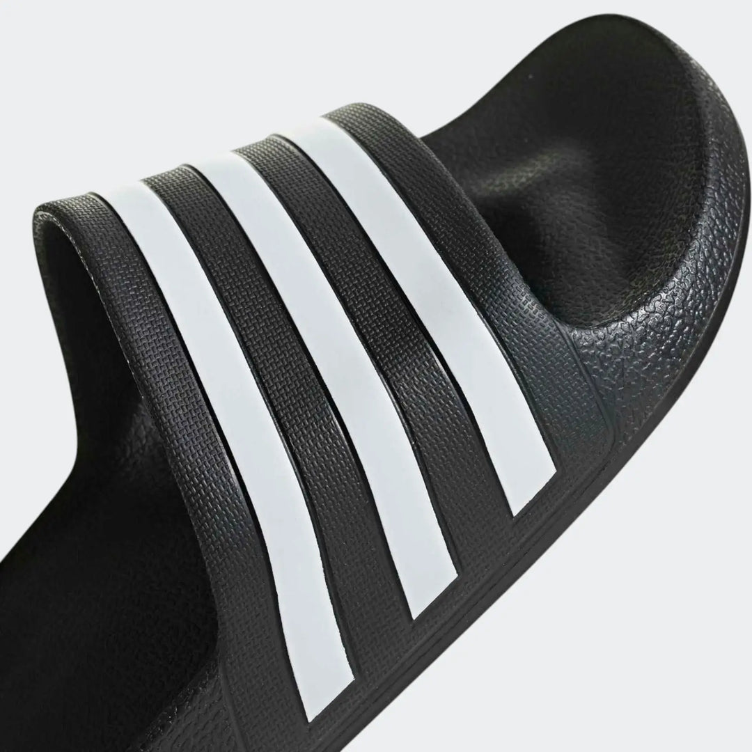 Adilette Aqua Slides