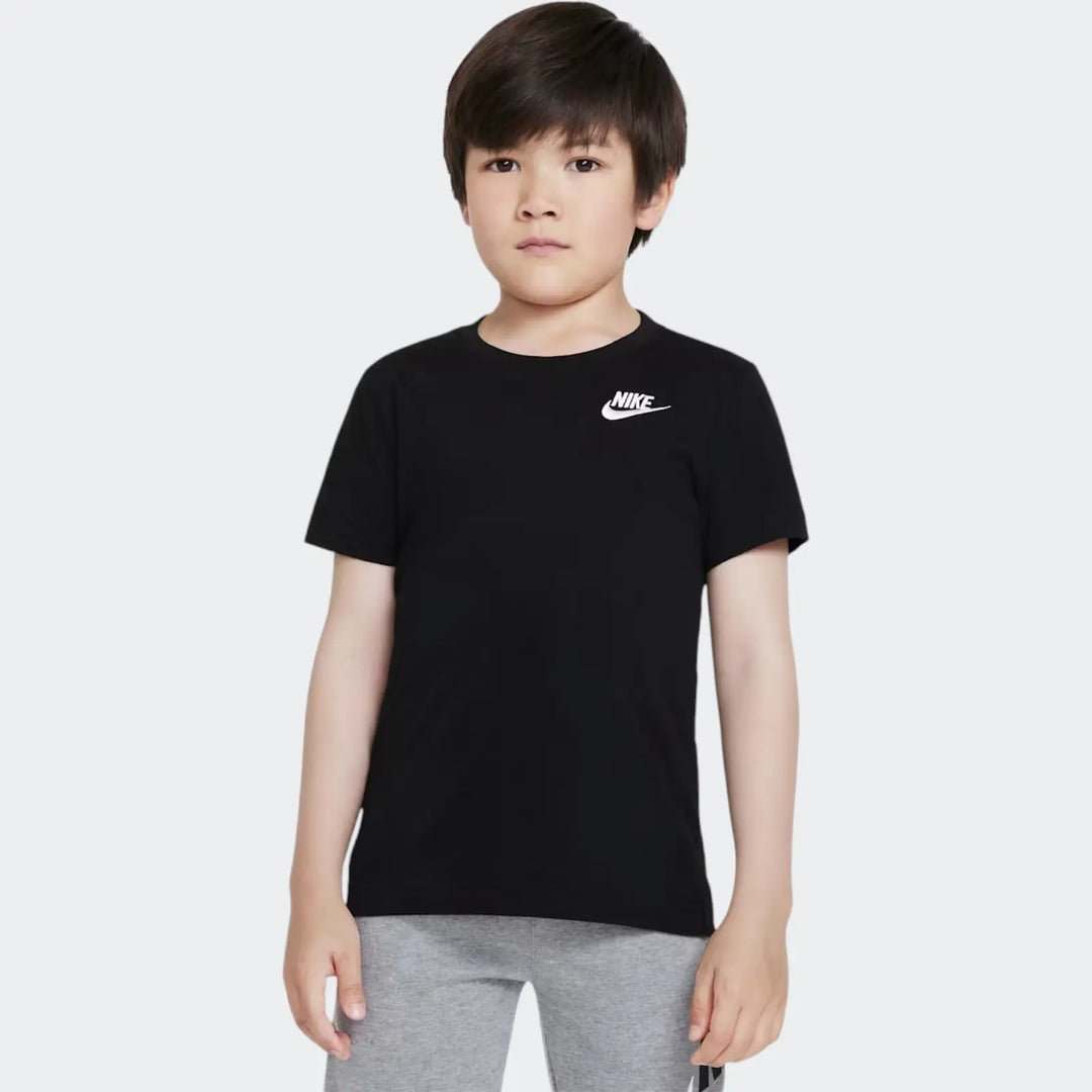 Nkn Nsw Embroid Futura Tee Black T-Shirts