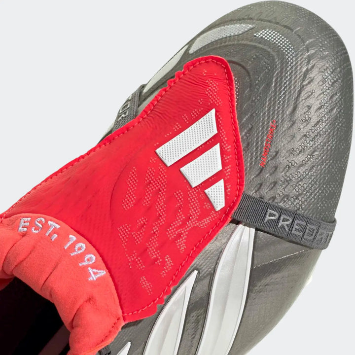 Predator Elite Fold-Over Tongue Firm Ground Football Boots
