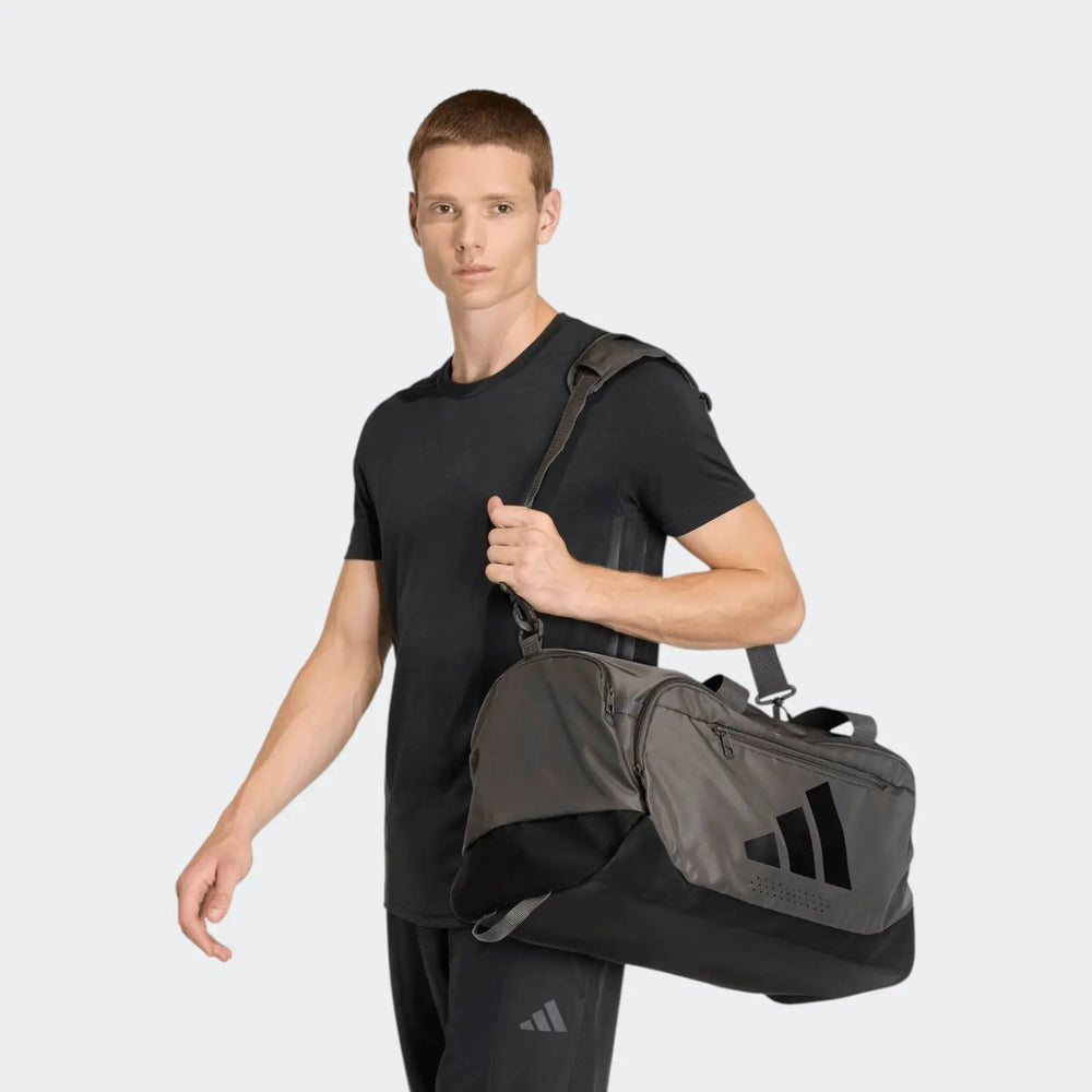 Training Defender Duffle Bag Small