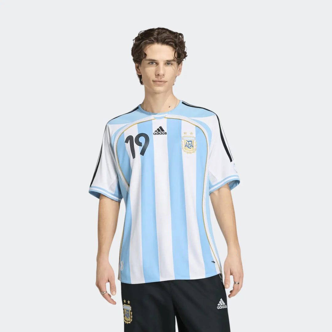 Argentina Home Jersey 2006 Messi