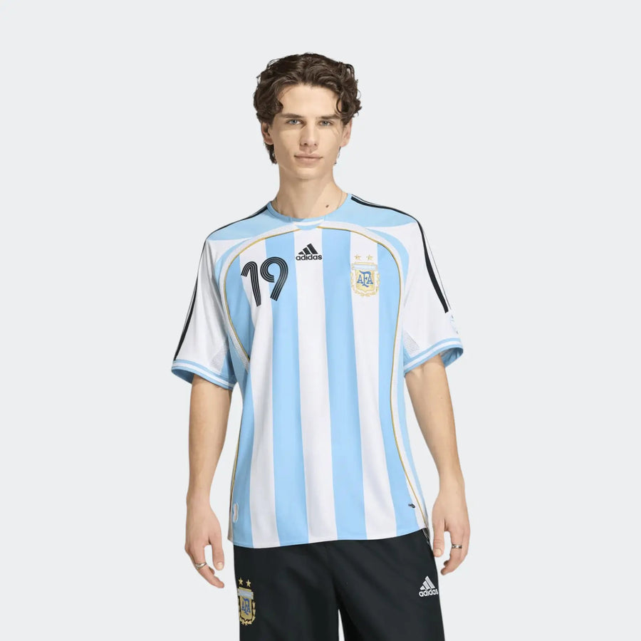 Argentina Home Jersey 2006 Messi