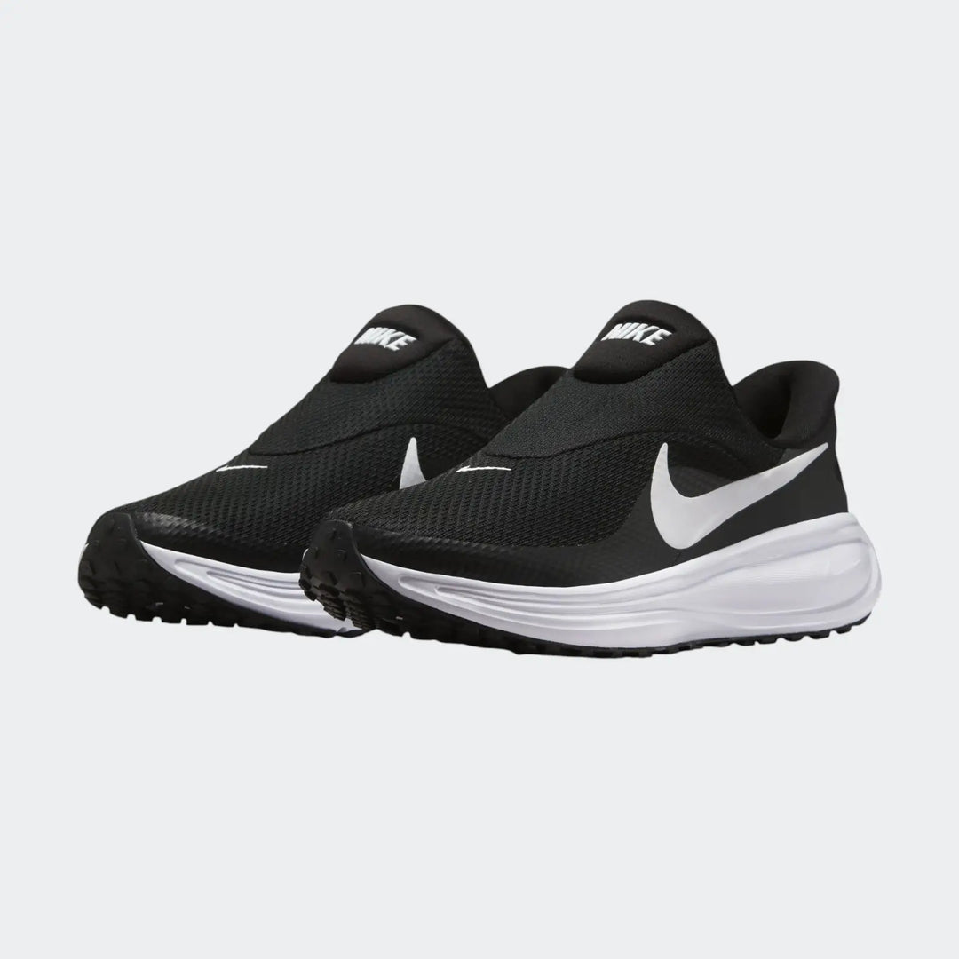 W Nike Revolution 8 Black Sneakers
