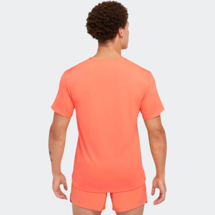 M Nk Df Uv Miler Ss Orange T-Shirts