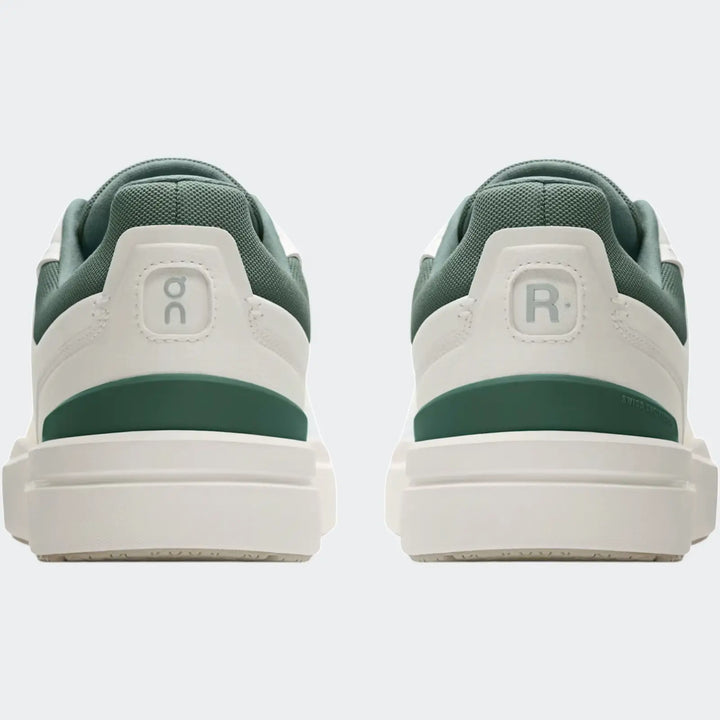 The Roger Advantage White Sneakers