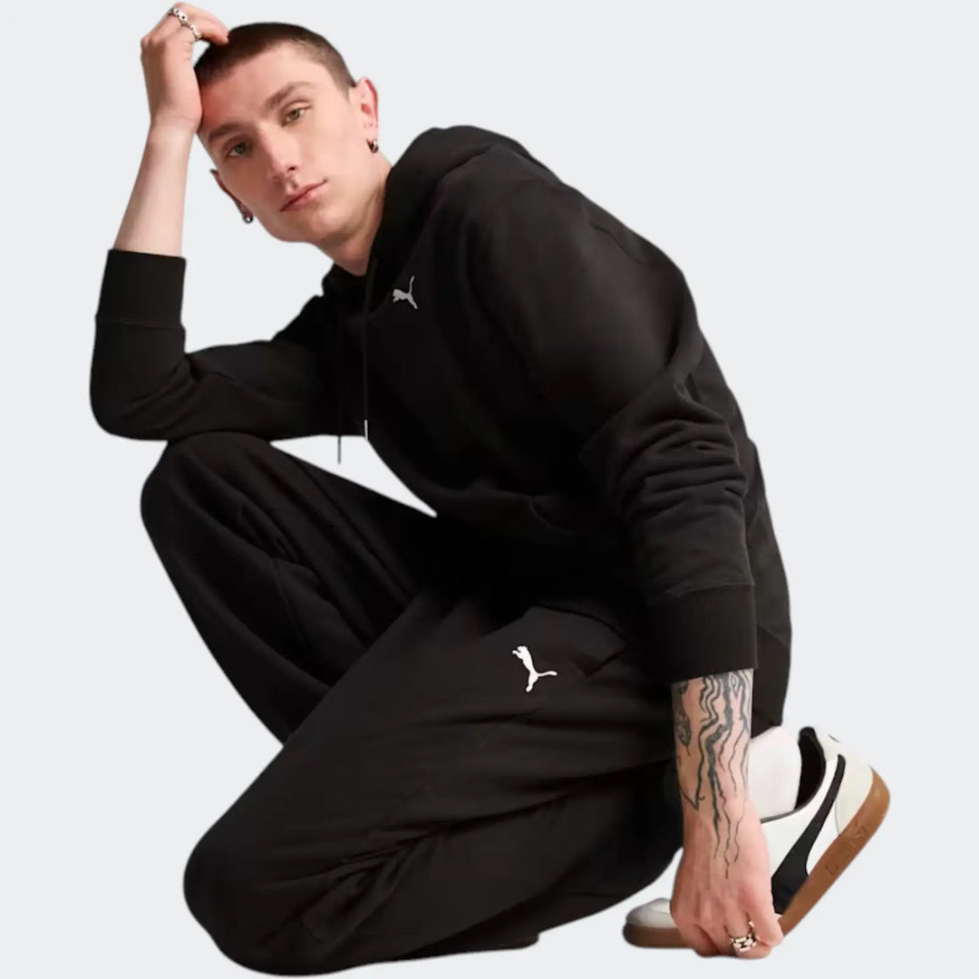 Wardrobe Ess Hoodie Tr Black Hoodies