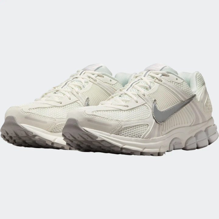 Nike Zoom Vomero 5 Men'S Shoes
