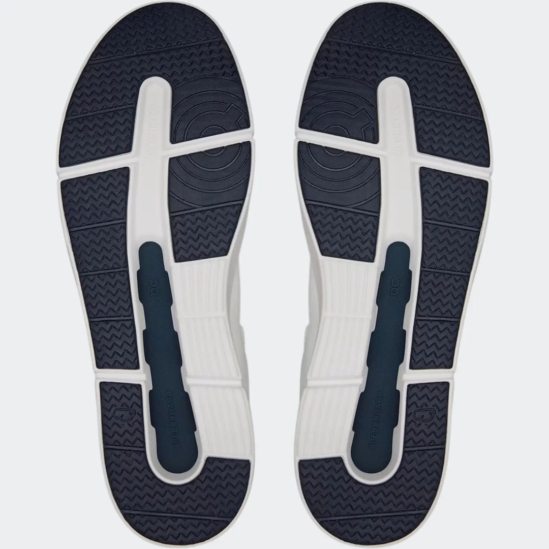 The Roger Advantage White Sneakers