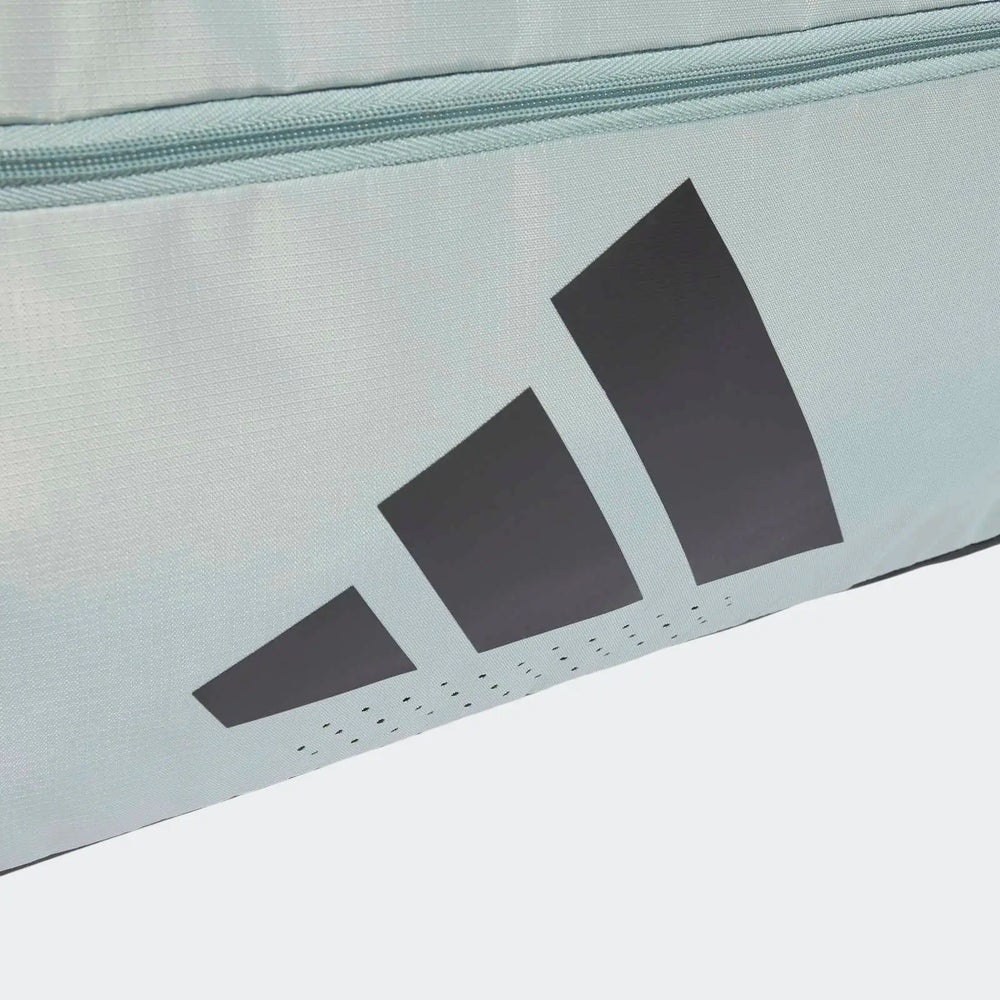 Training Defender Duffle Bag Medium