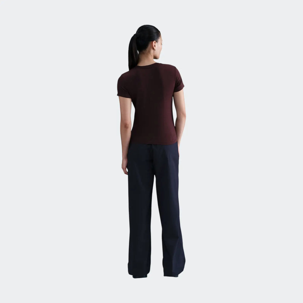 W Nsw Nk Chll Knt Md Crop Red T-Shirts