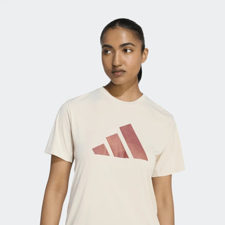 Adi365 Running Essentials Brand Love T-Shirt