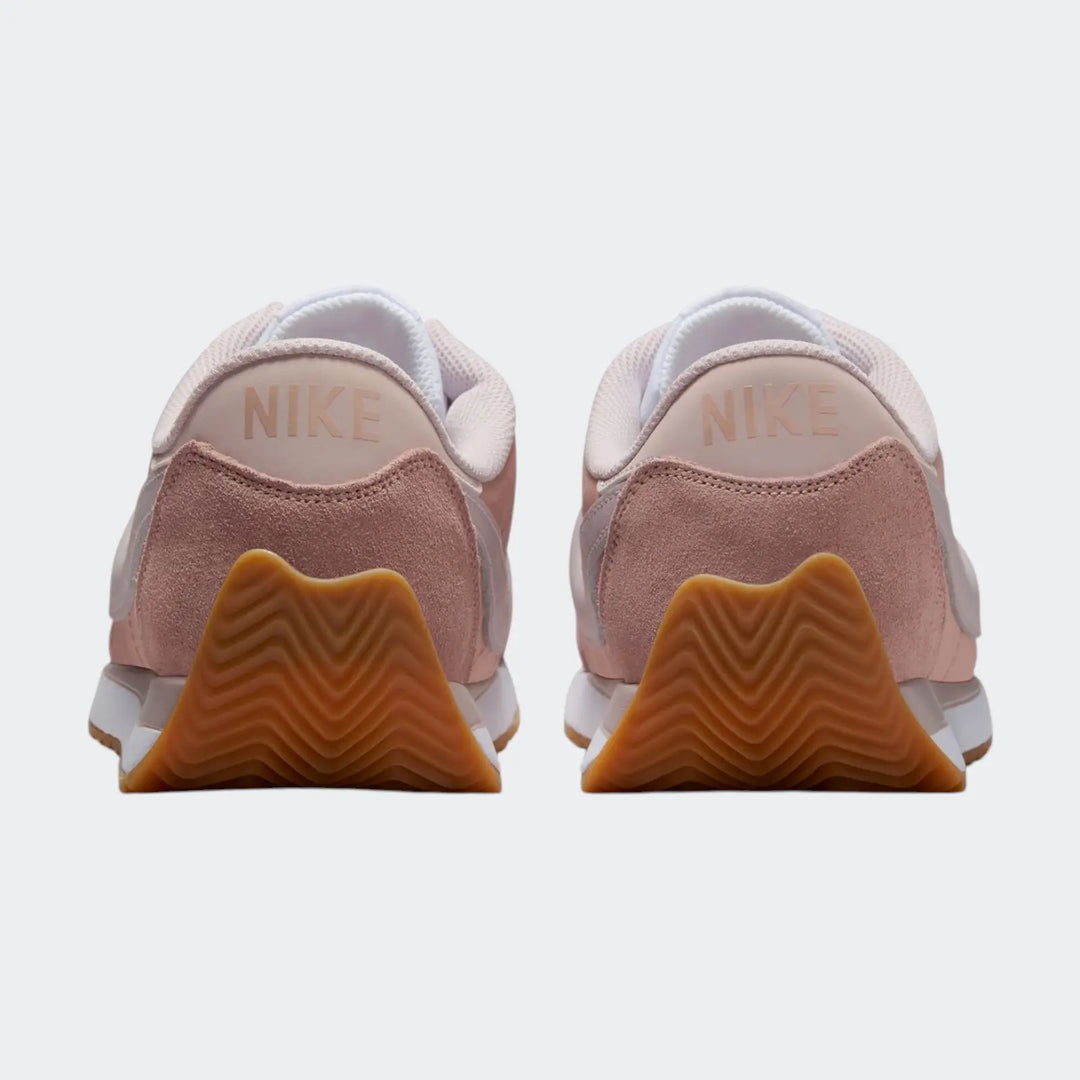 W Nike Pacific Red Sneakers