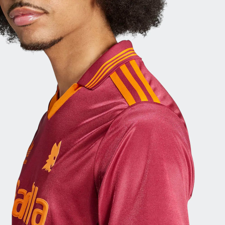 As Roma Bring Back 1993 Jersey