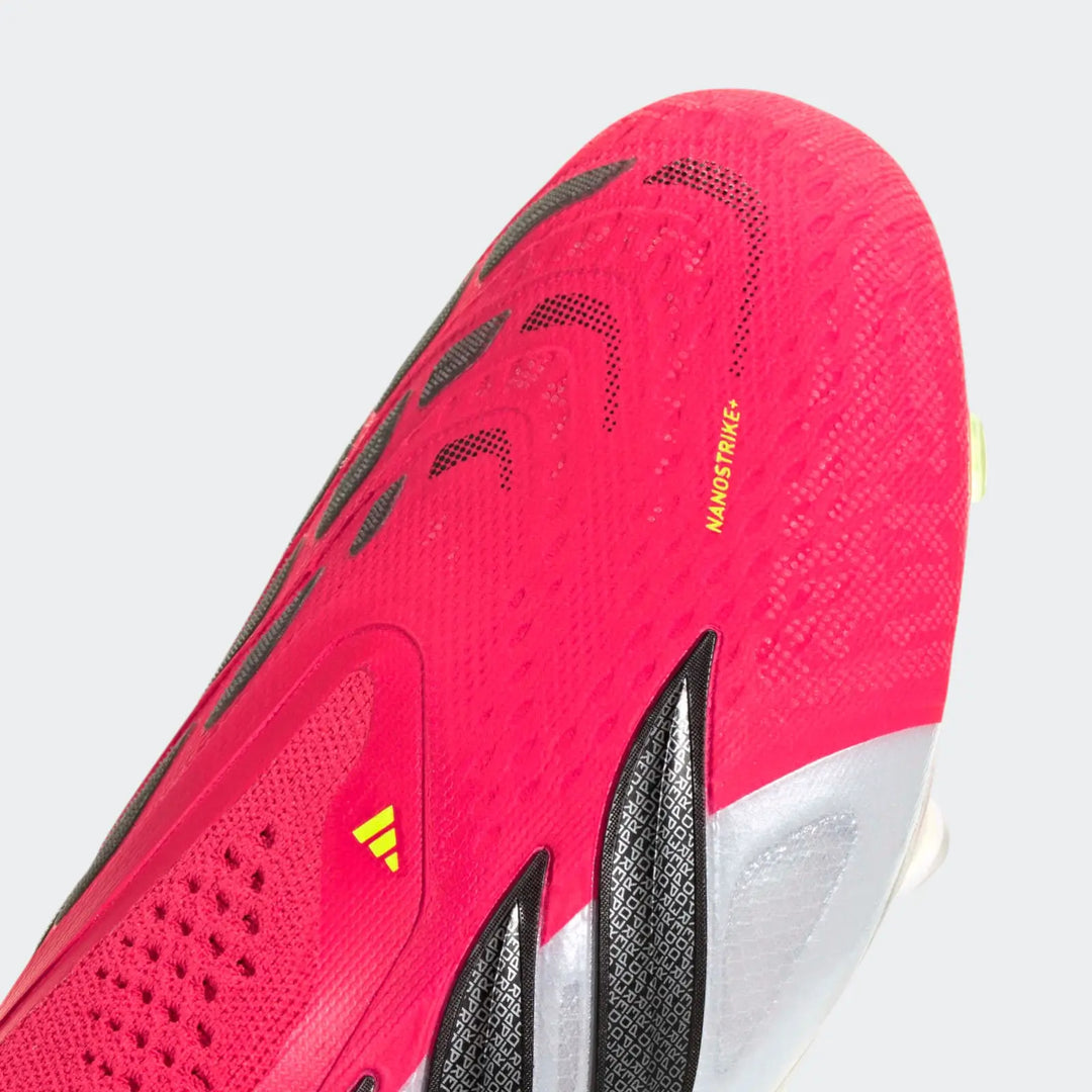 Predator Elite Laceless Firm Ground Football Boots