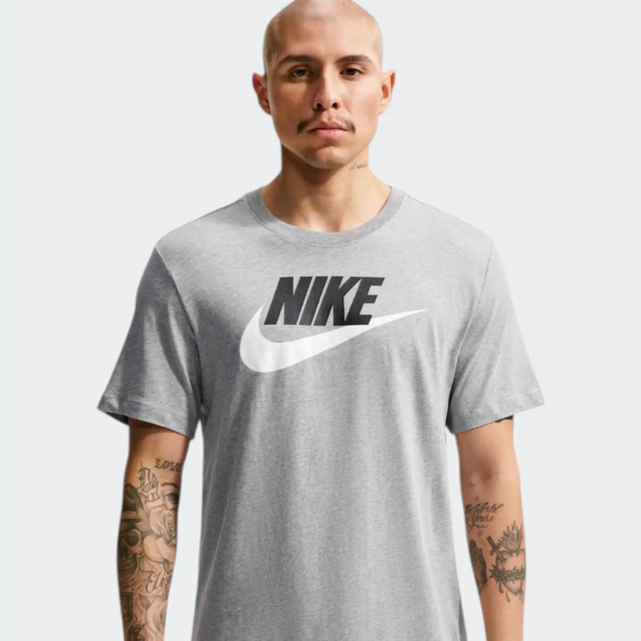 M Nsw Tee Icon Futura Grey T-Shirts