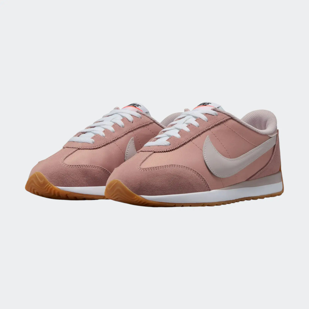 W Nike Pacific Red Sneakers