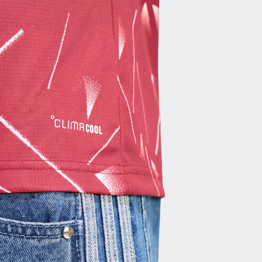 Liverpool FC 26 27 Home Jersey Womens in red, close-up of breathable fabric with Climacool detail.