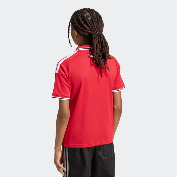 Manchester United 26/27 Home Jersey Youth in red, back view showing short sleeves with white trim and collar.