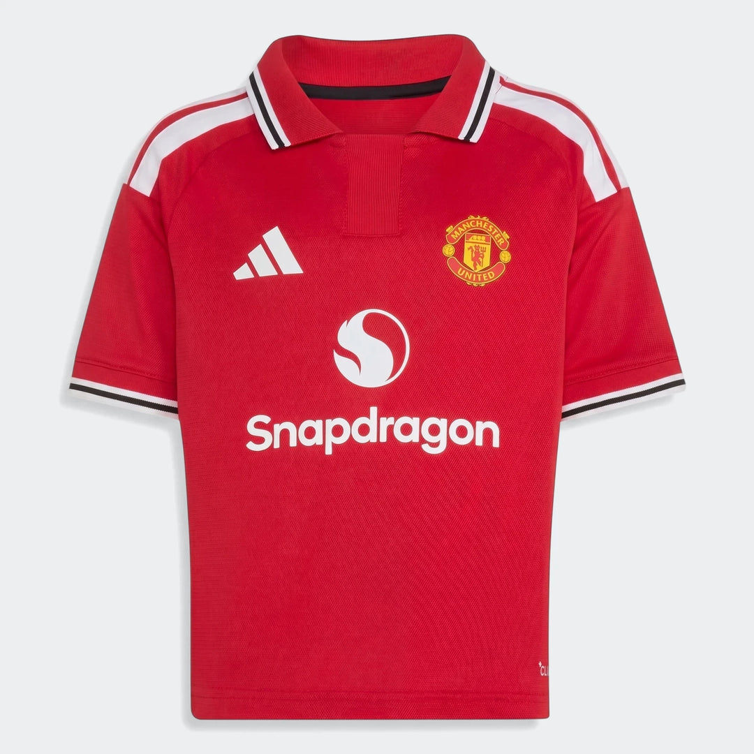 Manchester United 26/27 Home Mini Kit red short-sleeve soccer jersey for kids, featuring club crest and sponsor logos,