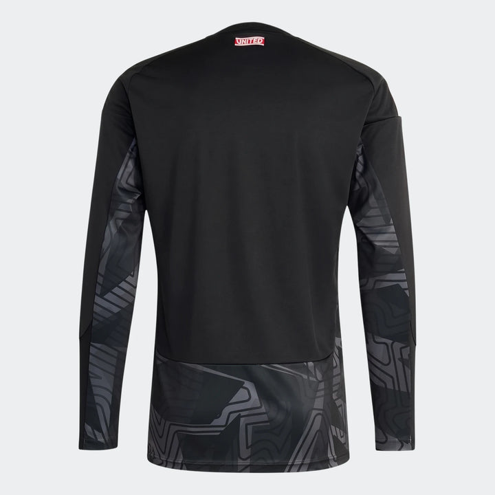 Back view of Manchester United 26/27 long sleeve goalkeeper jersey in black with dark grey patterned sleeves and hem