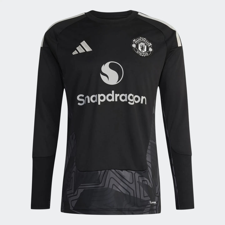 Manchester United 26/27 long sleeve goalkeeper jersey in black, front view with club crest and sponsor logo