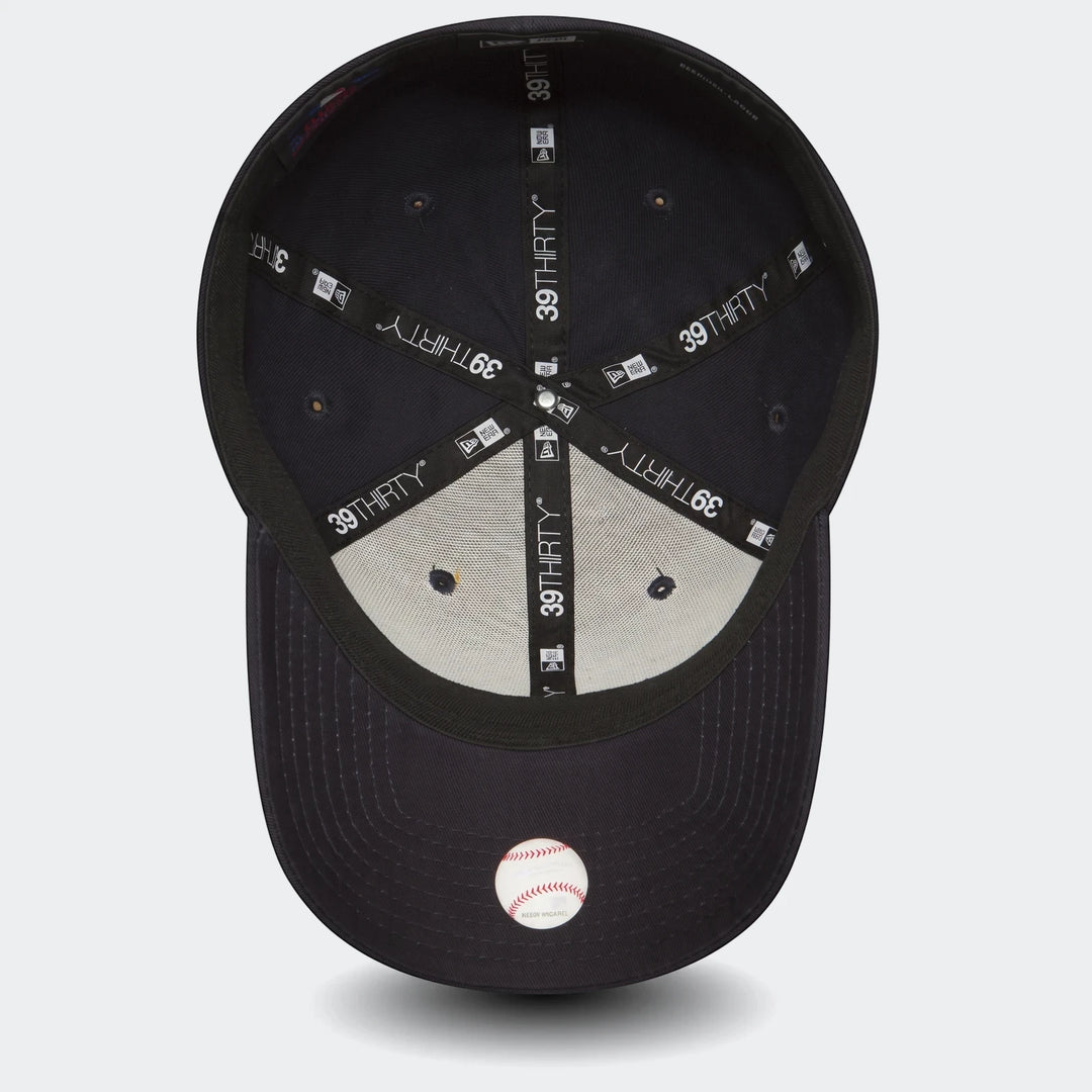 Underside view of a dark New York Yankees 39Thirty Classic baseball cap, featuring interior branding and sweatband.