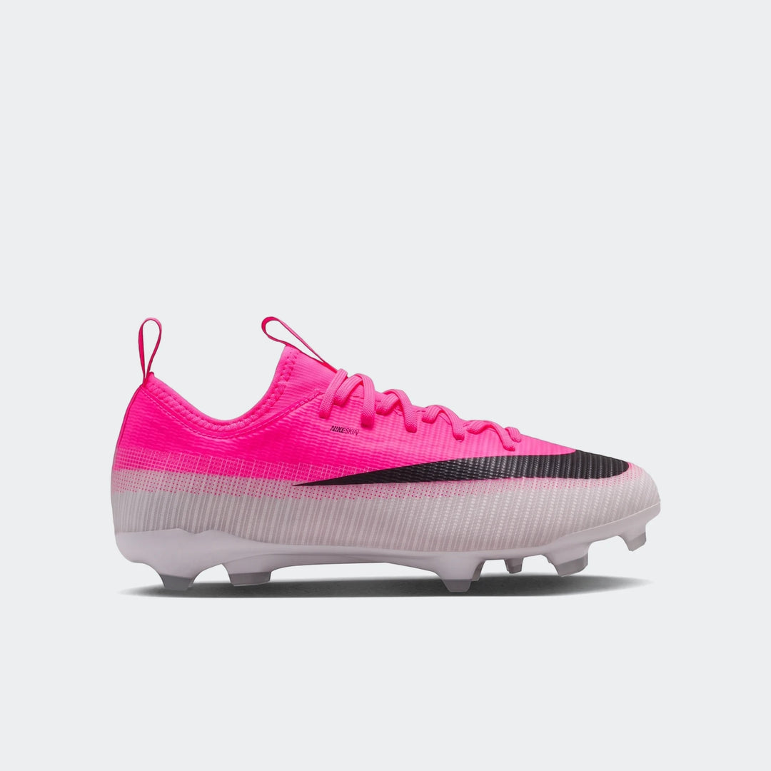 Nike Jr. Mercurial Vapor 17 Academy Big Kids' multi-ground low-top soccer cleats in vibrant pink and white.