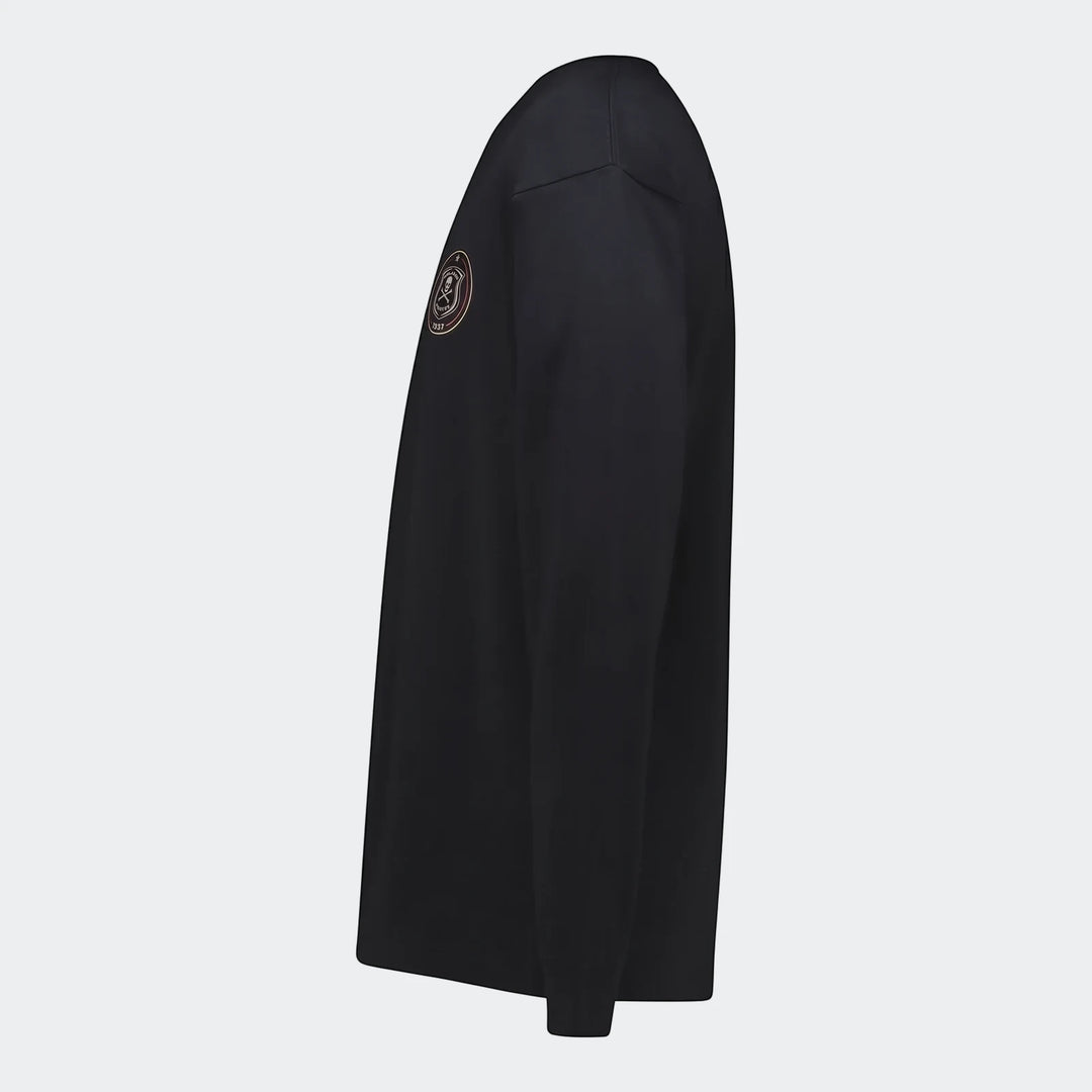 Black Sportswear Open Hem Essentials+ Slim Long Sleeve T-Shirt, side view, featuring a circular logo on the sleeve.